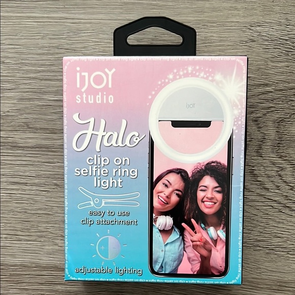 iJoy Studio Halo Selfie Ring Light - Picture 1 of 6